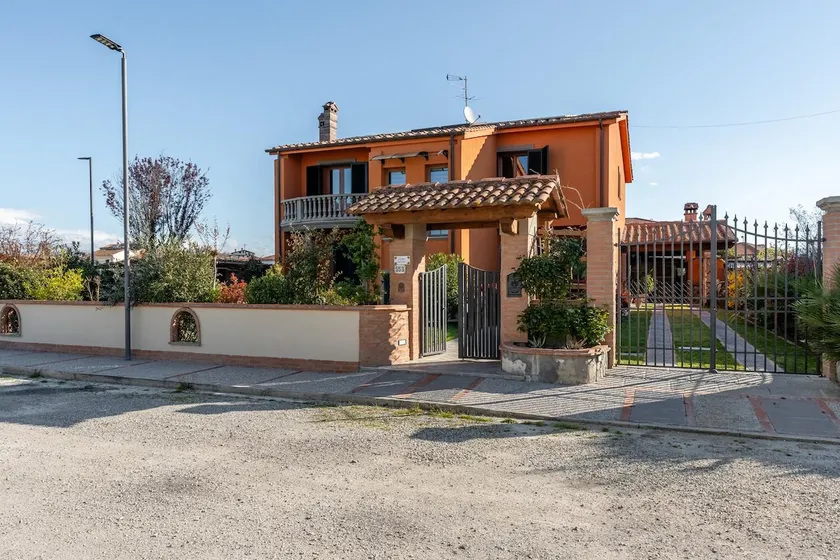 Casa Fiorita - Image 1