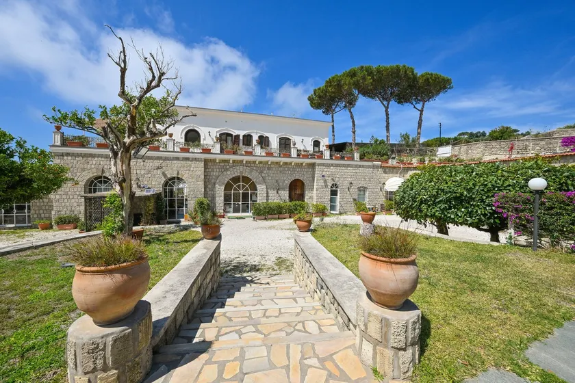 Appartamento Classic - 2 bathroom and common pool - Image 1