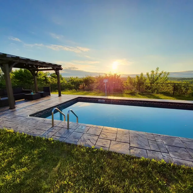 5-BR Villa with Pool and Dog Friendly! - Image 1