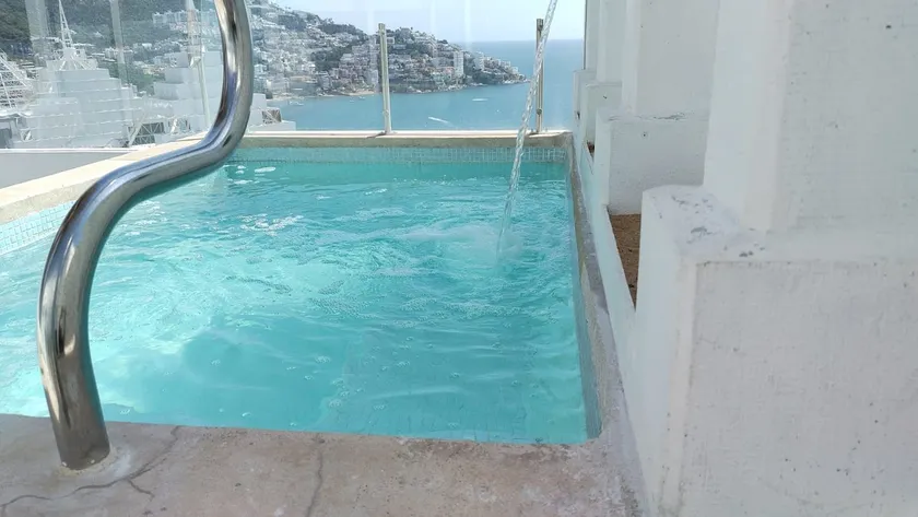 Beautiful Pent House in Armando's Le Club - Jacuzzi - Image 1