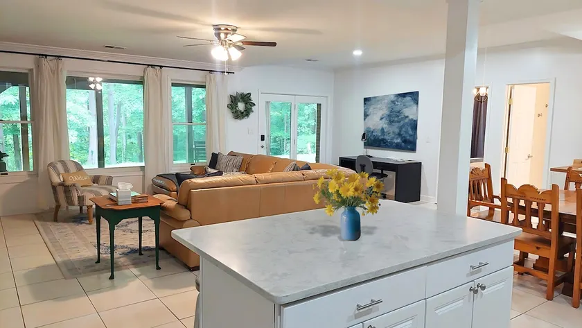 Peaceful Family-Friendly Retreat Near DC · Pet OK - Image 1