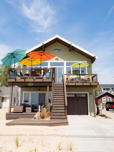 Pere Marquette Family Beach House - Image 1