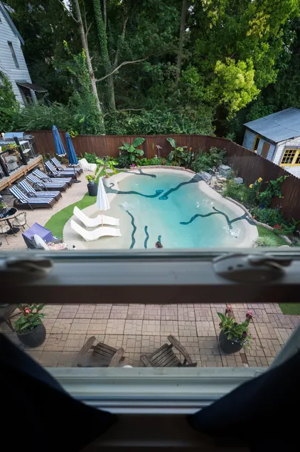 Heated Pool is Open! Walk to Zoo! - Image 1