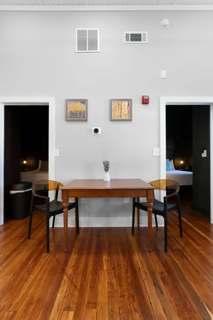 The Cartersville Manhattan - Image 1