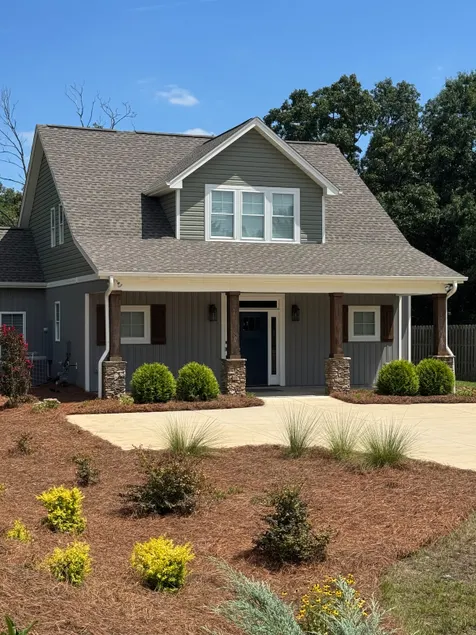 Master on Main - Relax Rewind Repeat - 3BR 2.5BA - Image 1