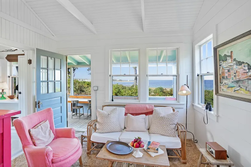 Beachfront Cottage + Studio w. Town Access - Image 1