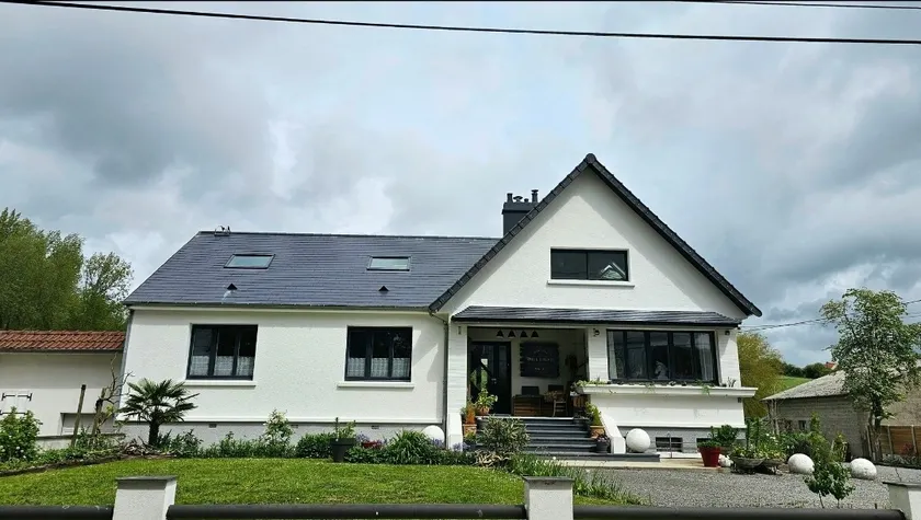 Entire villa on 140 m2, 2 hectares of natural space - Image 1