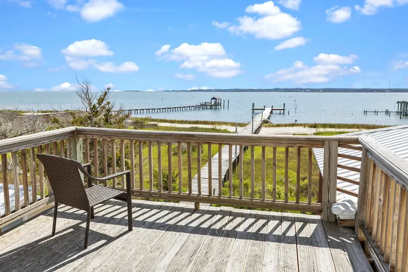 Shipwrecked Shack Waterfront House Boat on Land - Image 1