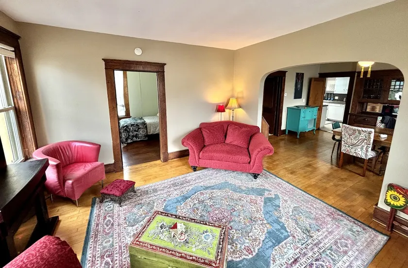 Boho Condo 1 block from the water. - Image 1