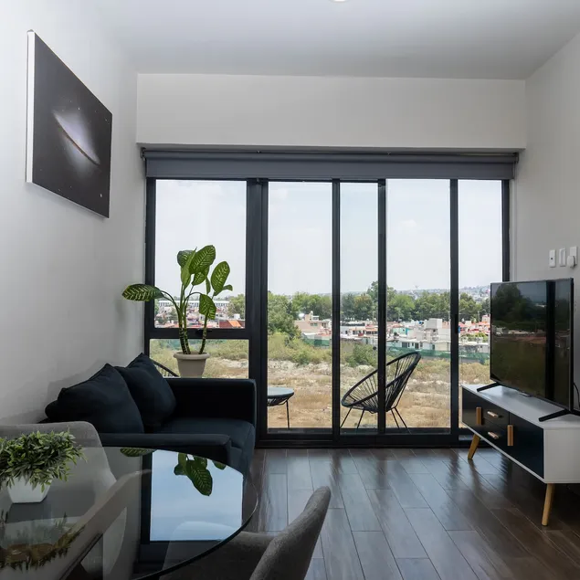 Cozy and luxurious apartment with terrace. - Image 1