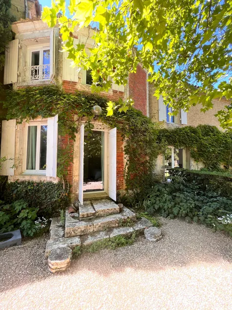 La Garenne Saint Germain - Image 1