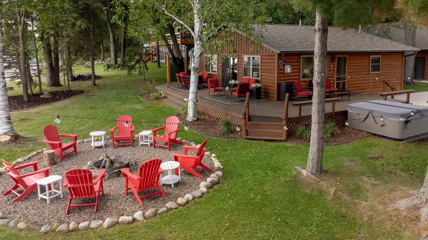 Premier Location on Crosslake - Hot Tub - Pontoon Rental - Waterslide - Games  - Image 1
