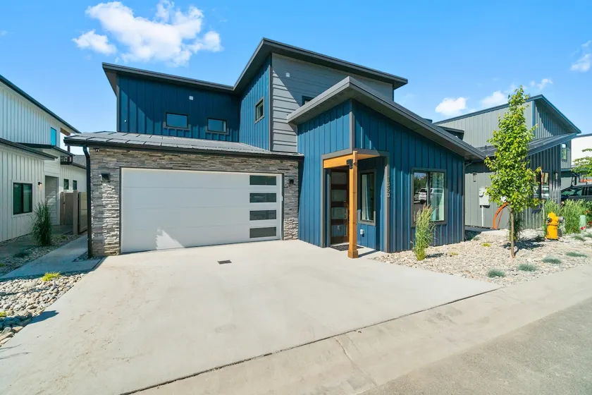 Riverstone Magic, Luxury Central Accommodation - Image 1