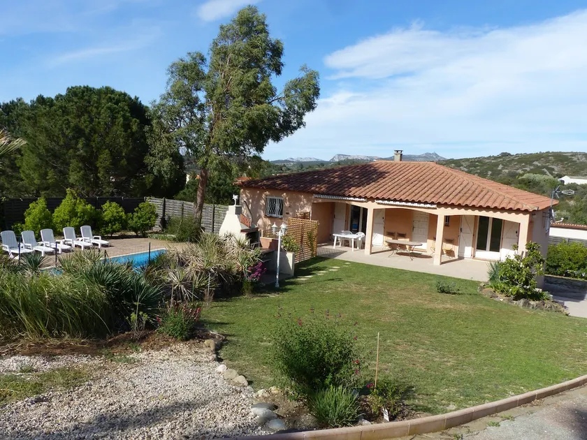The villa under the stars - Image 1