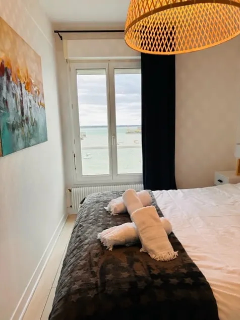 Côté Criée – stunning views - Image 1