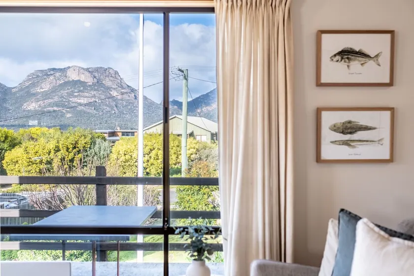 The Summer Shack - Freycinet Holiday Houses - Image 1