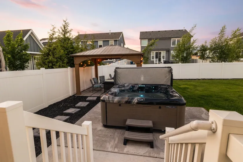Family Gathering Place | 6 BD Home | Hot Tub - Image 1