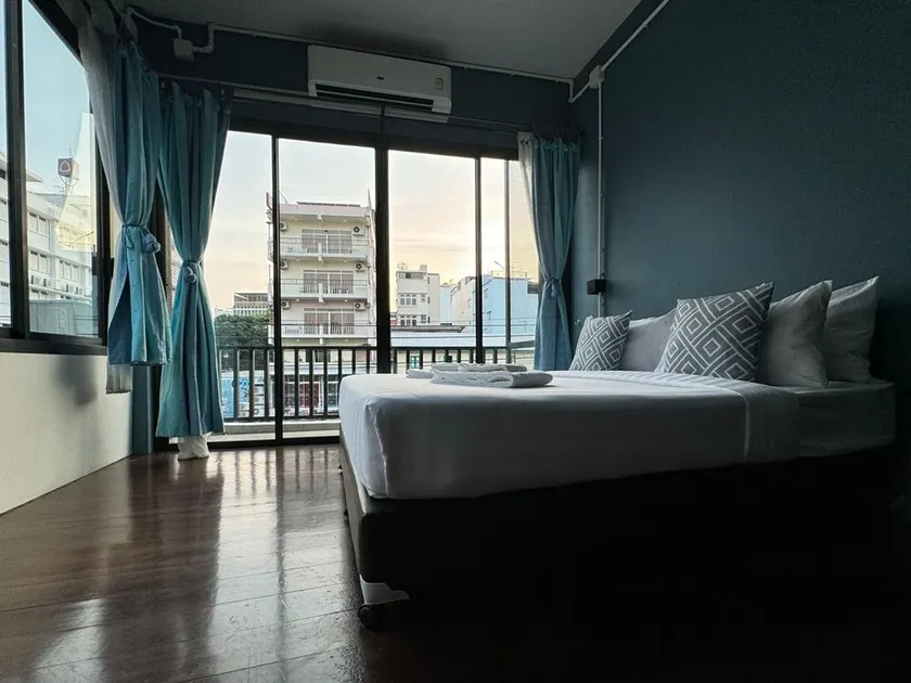 Breezing Canal House – A Hidden Gem Near Khaosan - Image 1