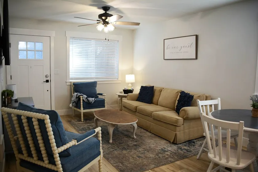 Guest Suites - Charming 1 bedroom 1 bath Suite - Image 1