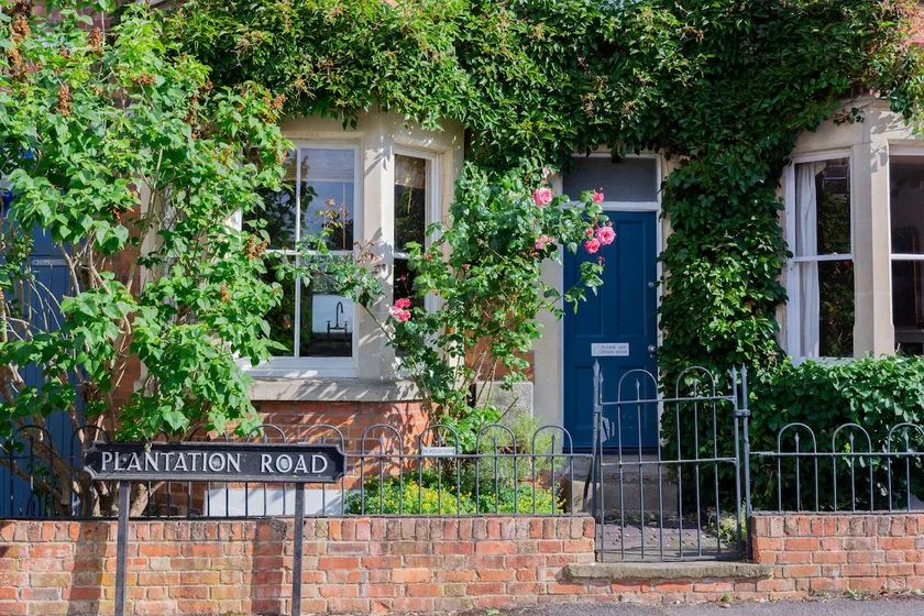 Charming Victorian Townhouse in Oxford Center - Image 1