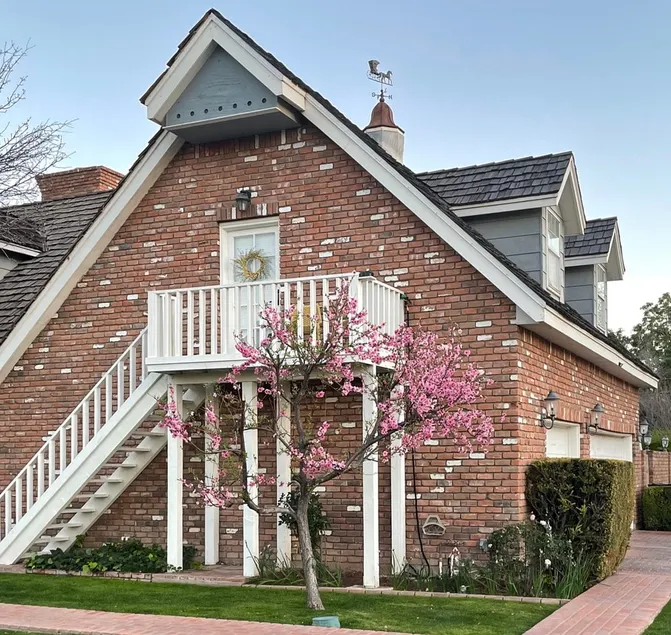 Sunsets & Shows: Cool Private 1 BR Retreat! - Image 1