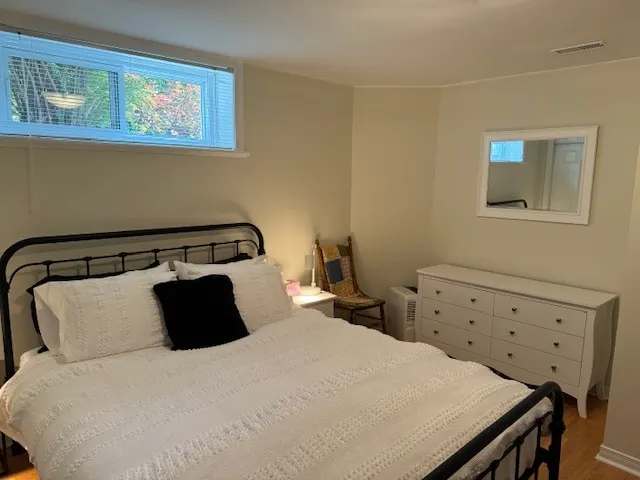Angie's Place - Image 1
