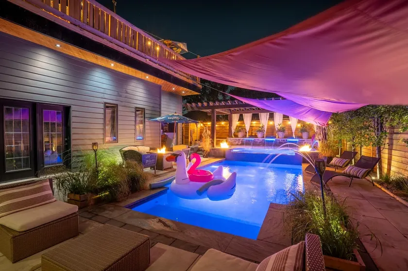 Tropical Beach House with 2 level Pool & Hot Tub! - Image 1