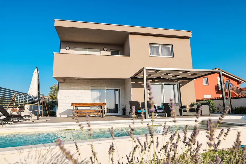 Villa Carmen ZadarVillas - Image 1