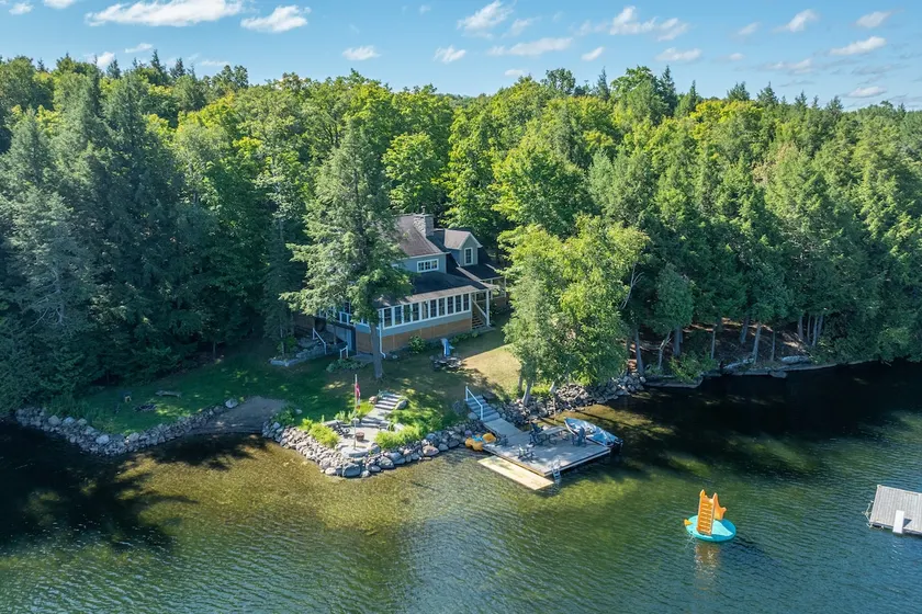 Loon Echo Landing - Chandos Lake, North Kawartha's - Image 1