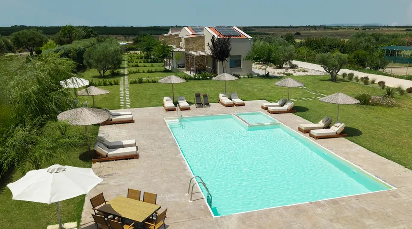 Junior Loft Suite + Garden + Pool - Image 1