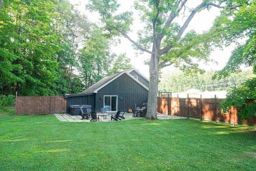 The Loft - Discount Rates ‼️ Lake George. - Image 1