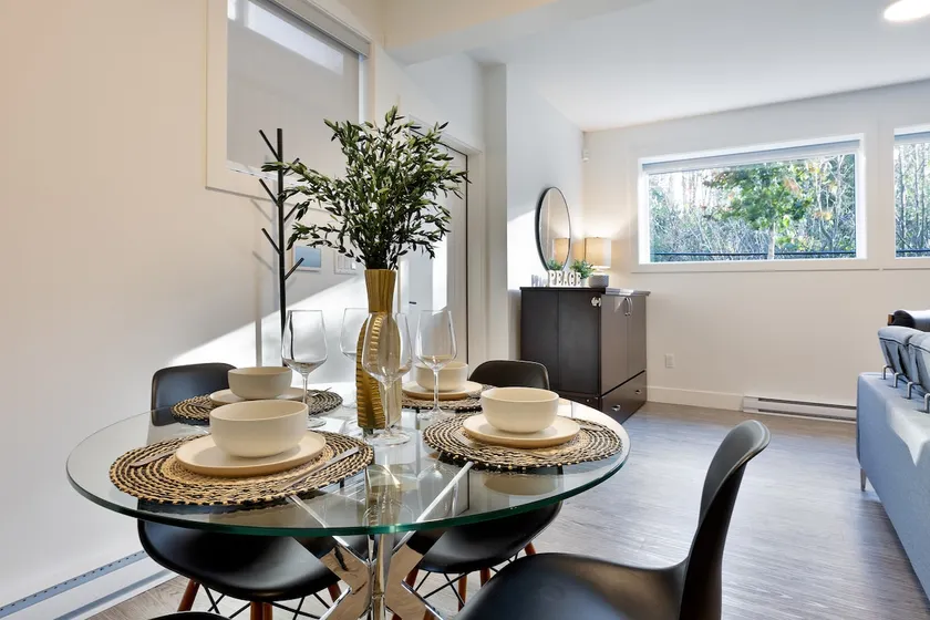 New 1 bed/1 bath King suite 3 min from beach - Image 1