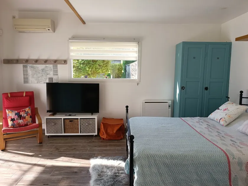 A stone's throw from Giverny, lovely guest house - Image 1