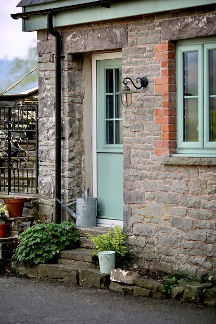 Rural snug, private terrace with stunning views! - Image 1