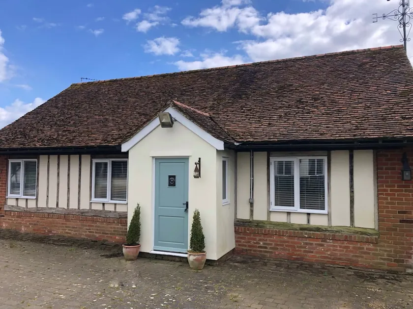 Acorn Cottage at Finchingfield Holiday Cottages - Image 1