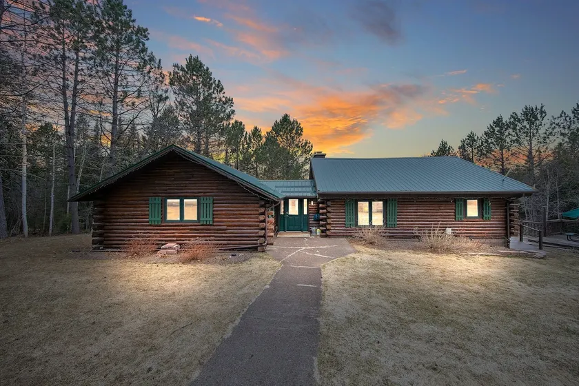 The Lodge on Caribou Lake-Close to Lutsen Mountain - Image 1