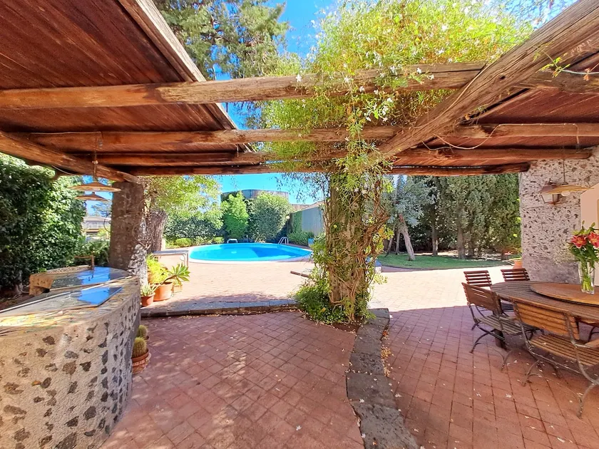 Best Residence - Image 1