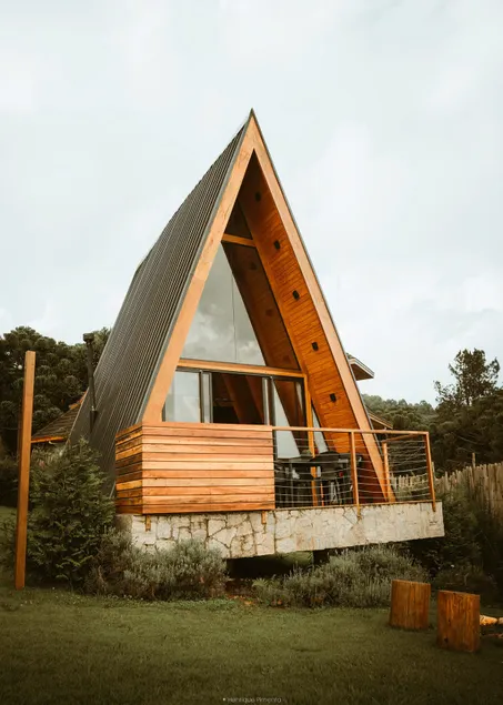 Cabin in Campos do Jordão with bathtub and view - Image 1