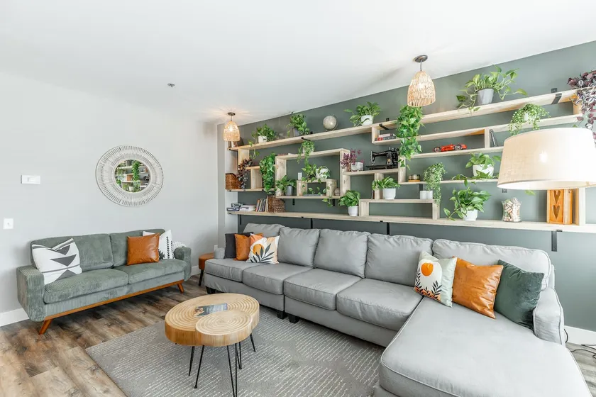 Walkable Downtown Getaway! 4BR + Rooftop + Garage - Image 1