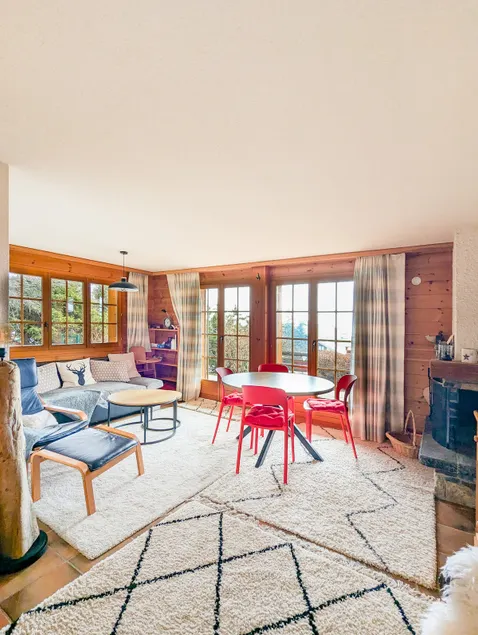 Central Ski/Swim Apt w/ Yard & Fireplace - Image 1