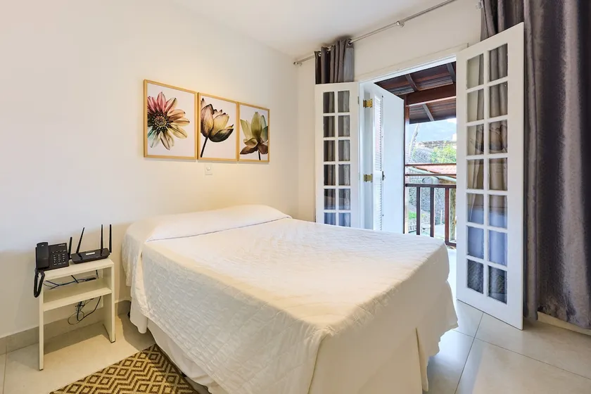 Traditional Hotel with Heated Pool - Image 1