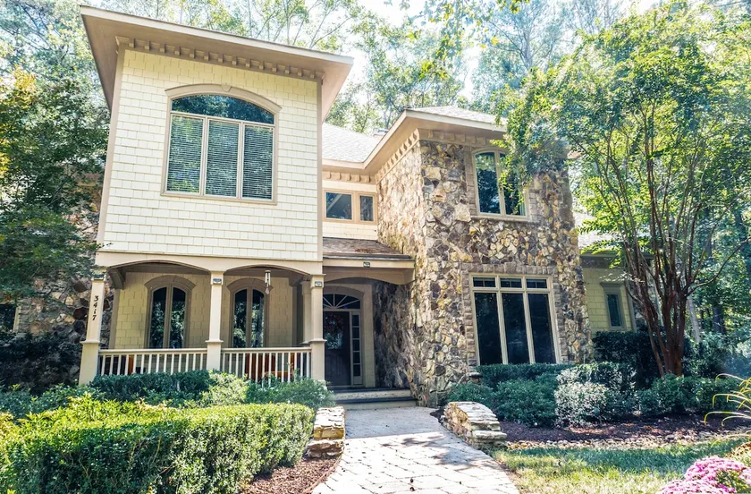 Spacious 5BR Family Retreat | Near Apex + RTP - Image 1