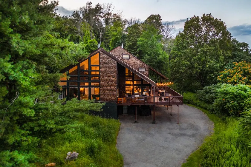 Mountain View Retreat w/ Hot Tub, Theater, and Gym - Image 1