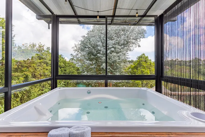 Luxurious cabin 30 minutes from Medellin - Image 1