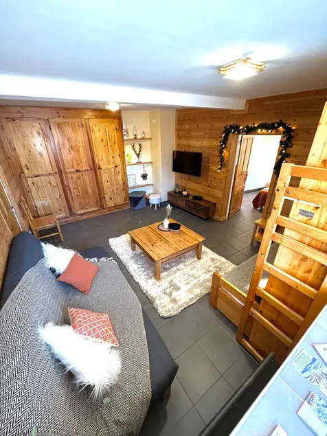The Cocoon, the single-storey apartment on the ground floor - 6 people max - Image 1
