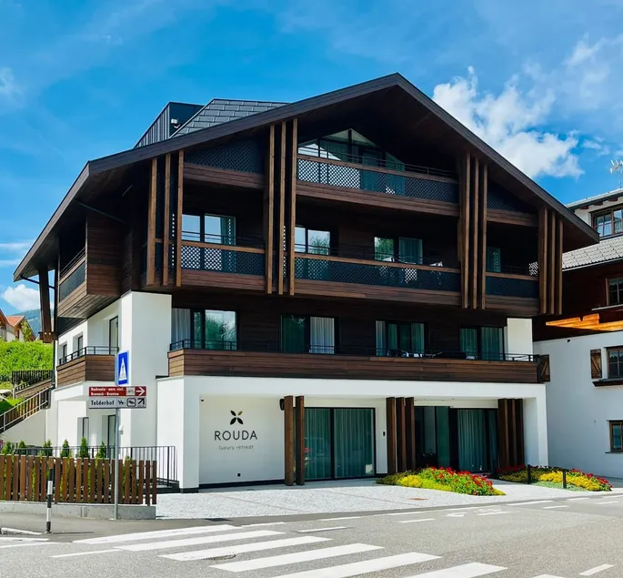 ROUDA luxury retreat am Kronplatz - Image 1