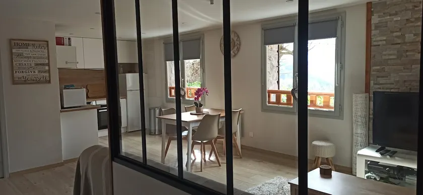 Cozy 3-star apartment in the heart of Mercantour - Image 1