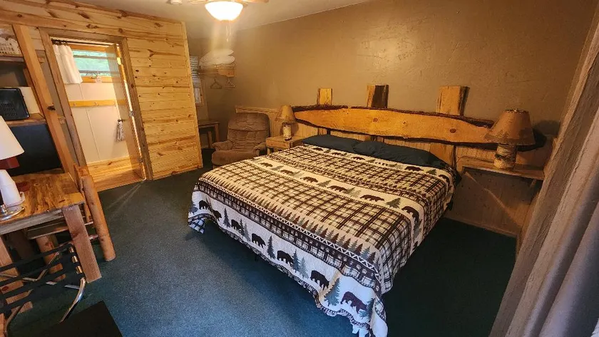 Allen Gulch Cabins - Image 1