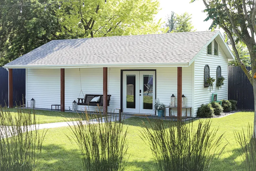 Private Studio - Close to i80-Hot Tub Pool - Breakfast - Image 1