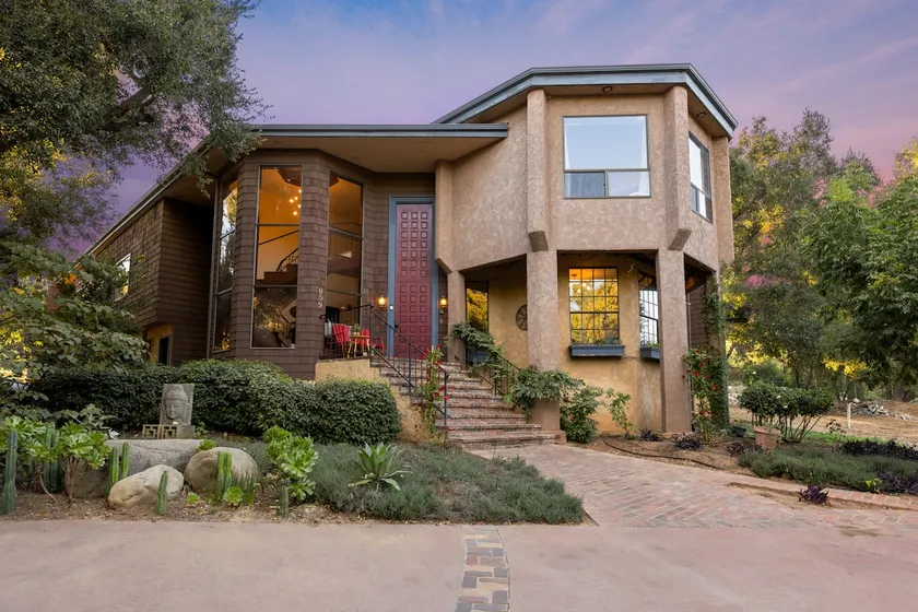 Ojai Farm Retreat, Hot Tub, Amazing Mountain Views - Image 1